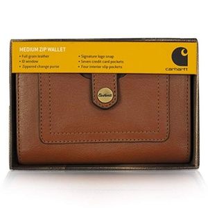 BNIB Carhartt Women's Signature Clutch